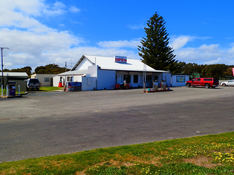 Heart of the Coorong Roadhouse, Salt Creek, South Australia