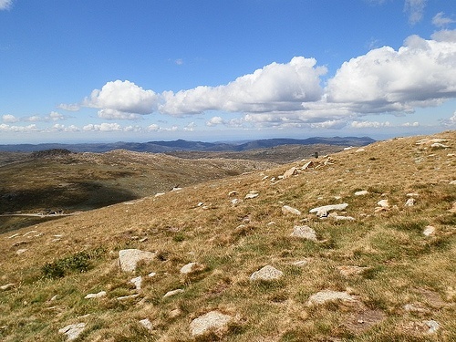 Looking down to Rawsons Pass Loo - Highest Public Amenities in OZ!