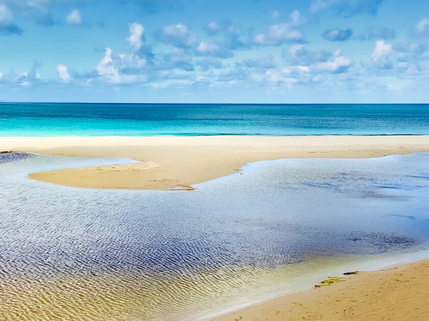 Antechamber Bay