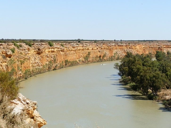 Big Bend, Murray River via Swan Reach, South Australia