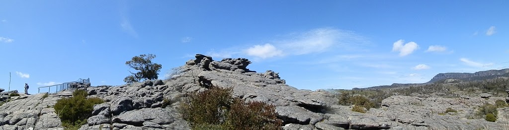 Top of the Ridge Panorama, with Pinnacle Lookout at left, Grampians National Park, Victoria