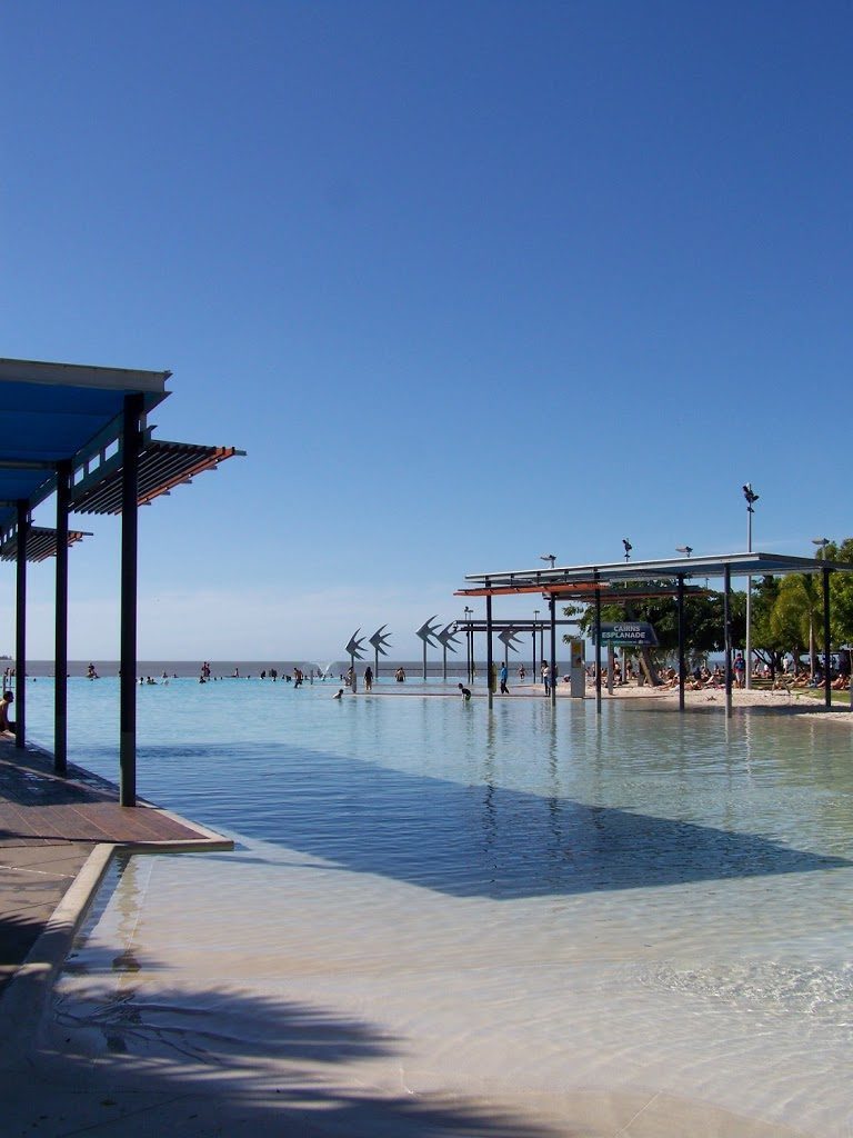 Infinity Pool, Cairns Esplanade