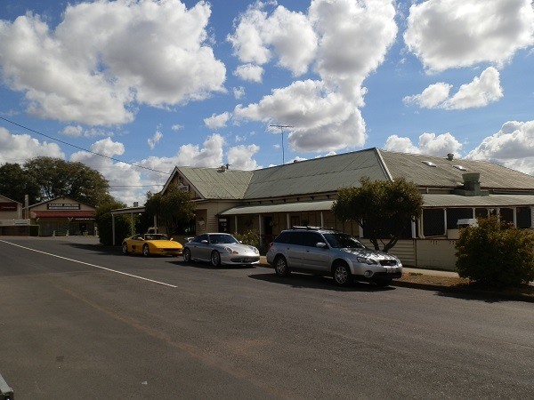 BIG 3! Cars in Kalbar, Scenic Rim, Queensland