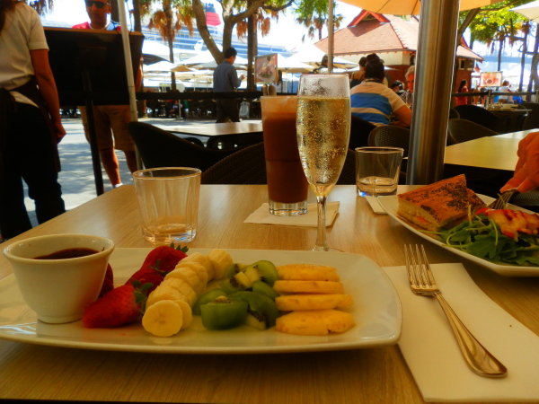Lunch at the Guylian Cafe, Circular Quay, Sydney