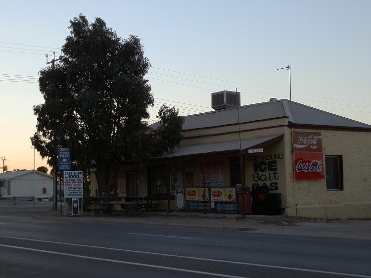 Last shop for 1000 km, Penong, South Australia