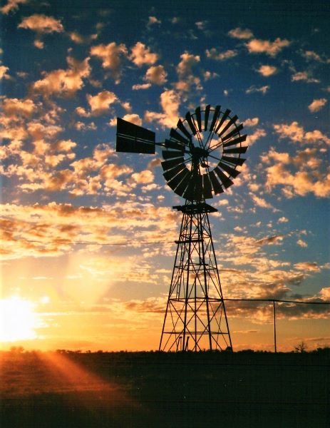 Thargomindah Windmill